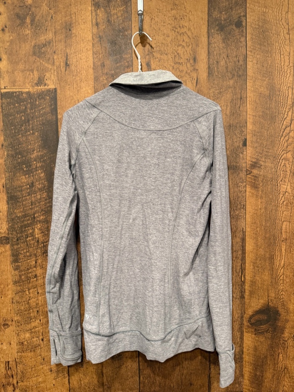 Lululemon Think Fast Pullover
Heathered Slate / Tonka Stripe Heathered sz 10 - Picture 3 of 5